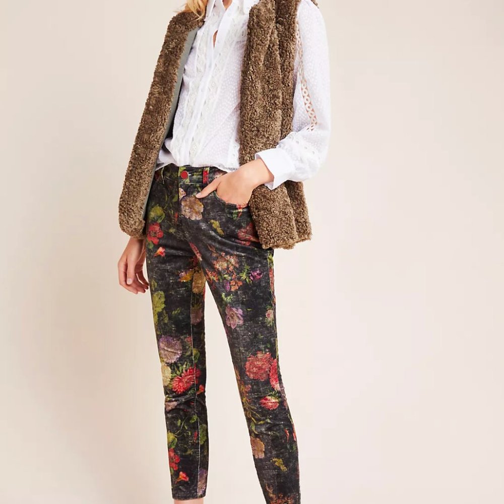 Akemi + Kin Alonna Teddy Vest